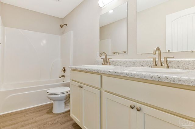 3152 Clemson Rd, Gulf Breeze, FL 32563