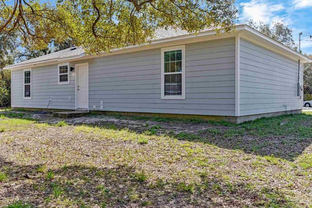 3152 Clemson Rd, Gulf Breeze, FL 32563