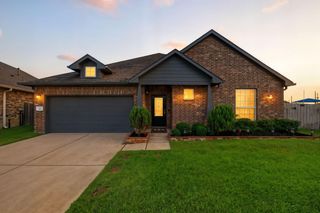 302 Bordeaux Court, Alvin, TX 77511