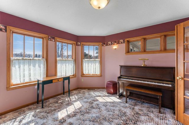 27521 Xylite Street NE, Isanti, MN 55040