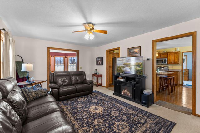 27521 Xylite Street NE, Isanti, MN 55040