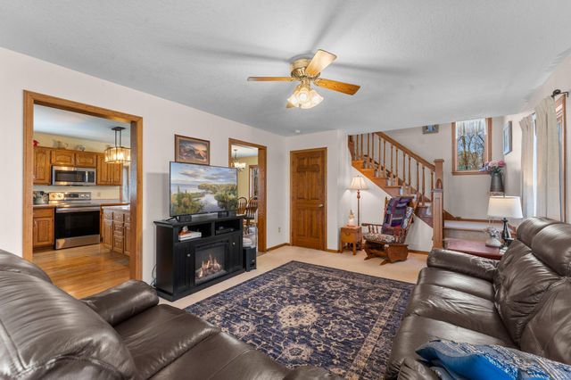 27521 Xylite Street NE, Isanti, MN 55040