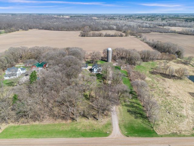 27521 Xylite Street NE, Isanti, MN 55040