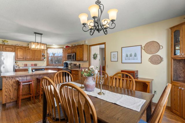 27521 Xylite Street NE, Isanti, MN 55040