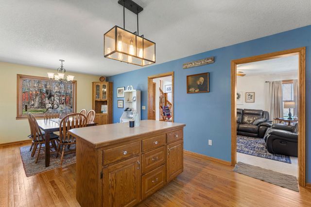 27521 Xylite Street NE, Isanti, MN 55040