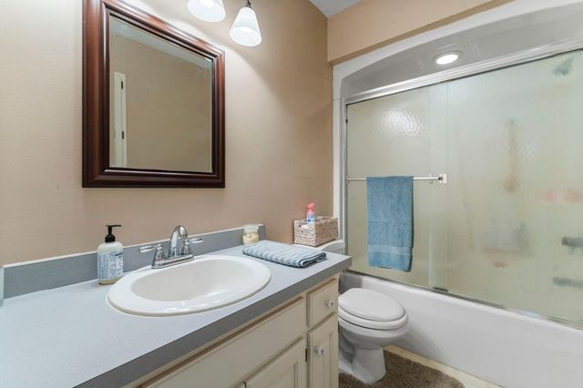 27521 Xylite Street NE, Isanti, MN 55040