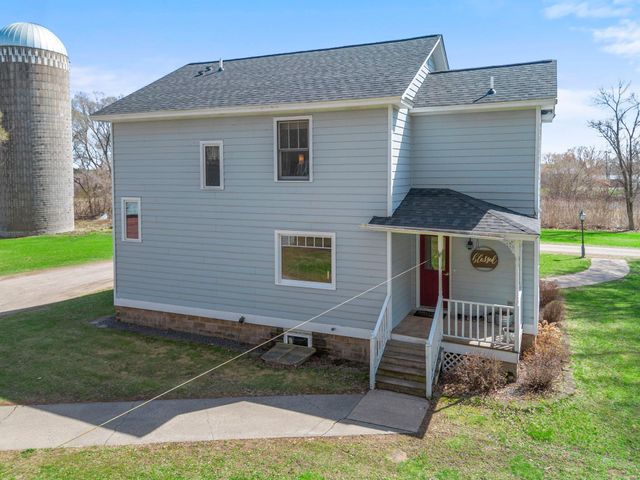 27521 Xylite Street NE, Isanti, MN 55040