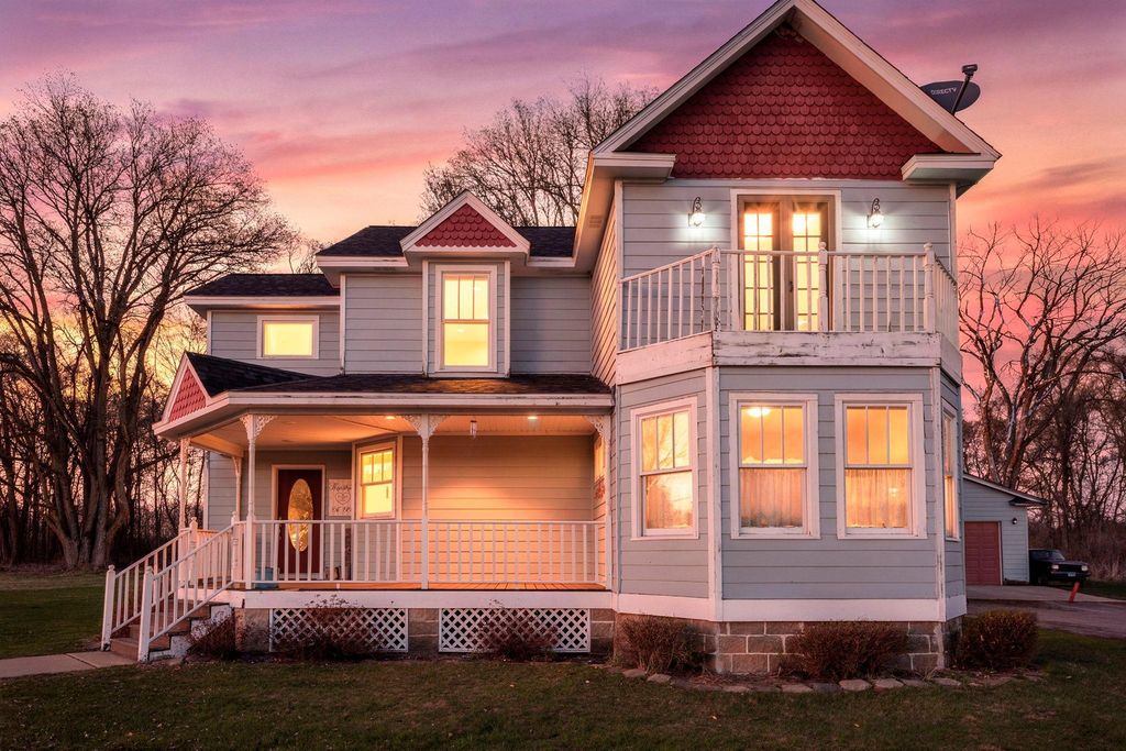 27521 Xylite Street NE, Isanti, MN 55040