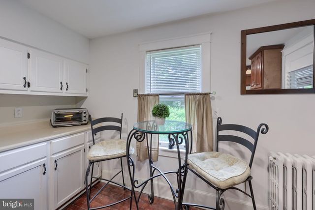 1759 EDEN RD, Lancaster, PA 17601