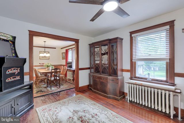 1759 EDEN RD, Lancaster, PA 17601