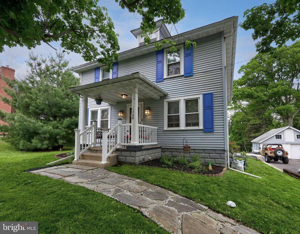 1759 EDEN RD, Lancaster, PA 17601