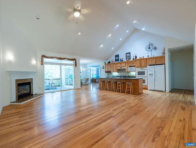 3 NUTWOOD CIR, Palmyra, VA 22963