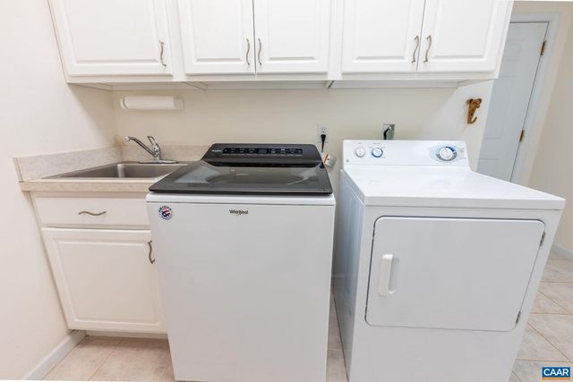 3 NUTWOOD CIR, Palmyra, VA 22963