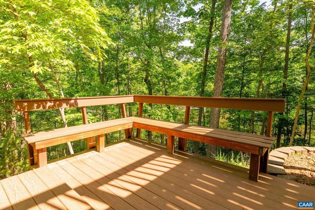 3 NUTWOOD CIR, Palmyra, VA 22963