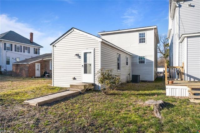 231 Chapel ST, Hampton, VA 23669