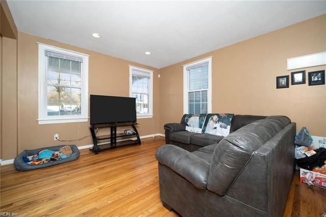 231 Chapel ST, Hampton, VA 23669