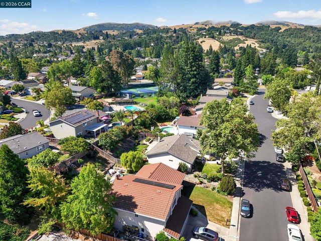 2639 Celaya Cir, San Ramon, CA 94583