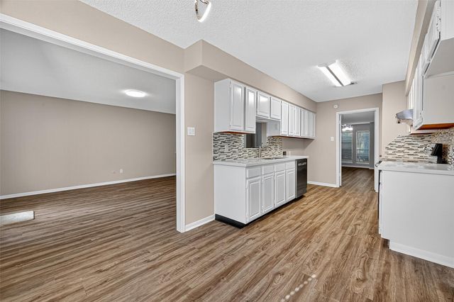 1208 Country Place Drive, Houston, TX 77079