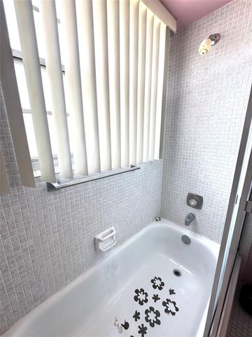 124 Ventnor F 124, Deerfield Beach, FL 33442