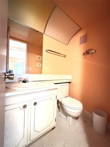 124 Ventnor F 124, Deerfield Beach, FL 33442