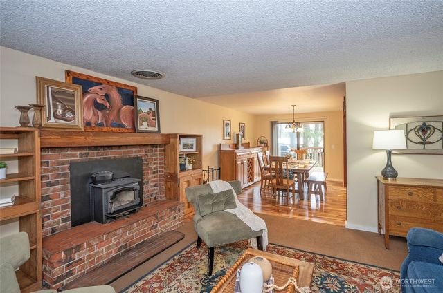 5501 NW Glenn Firs Lane, Silverdale, WA 98383