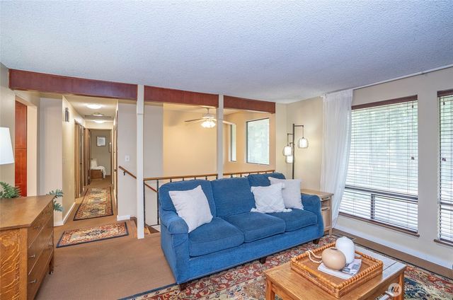 5501 NW Glenn Firs Lane, Silverdale, WA 98383