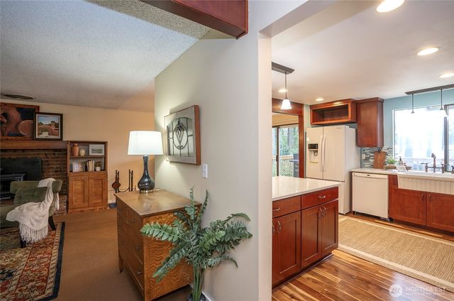 5501 NW Glenn Firs Lane, Silverdale, WA 98383