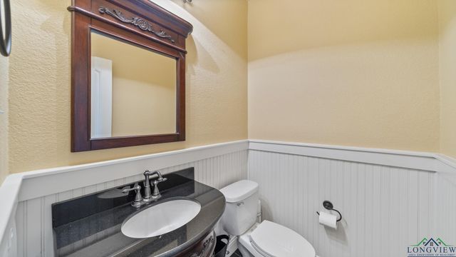 4948 VZ County Road 2318, Eustace, TX 75124