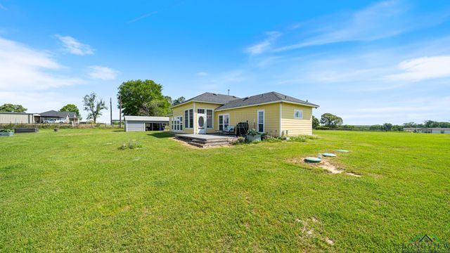 4948 VZ County Road 2318, Eustace, TX 75124