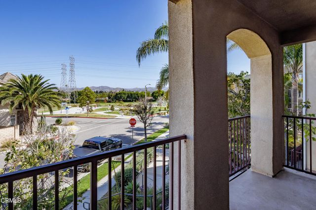 1740 Tanager Street 2-201, Ventura, CA 93003