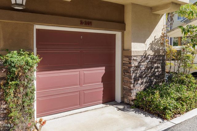 1740 Tanager Street 2-201, Ventura, CA 93003
