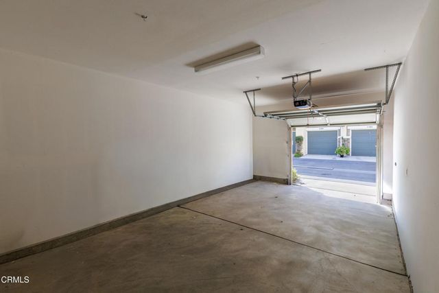 1740 Tanager Street 2-201, Ventura, CA 93003