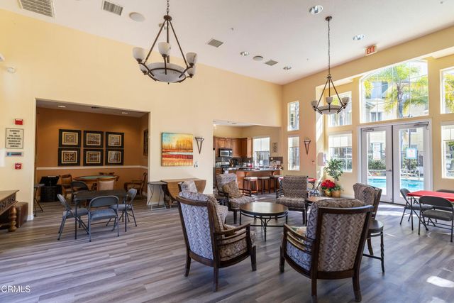 1740 Tanager Street 2-201, Ventura, CA 93003