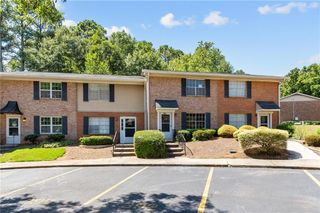 392 Northdale Court, Lawrenceville, GA 30046