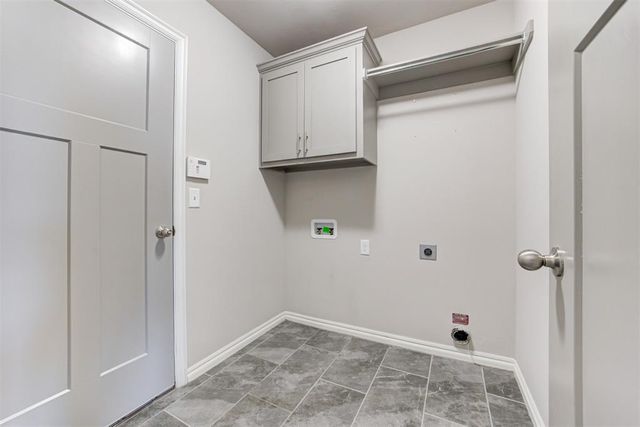 9113 Yassir Boulevard, Yukon, OK 73099