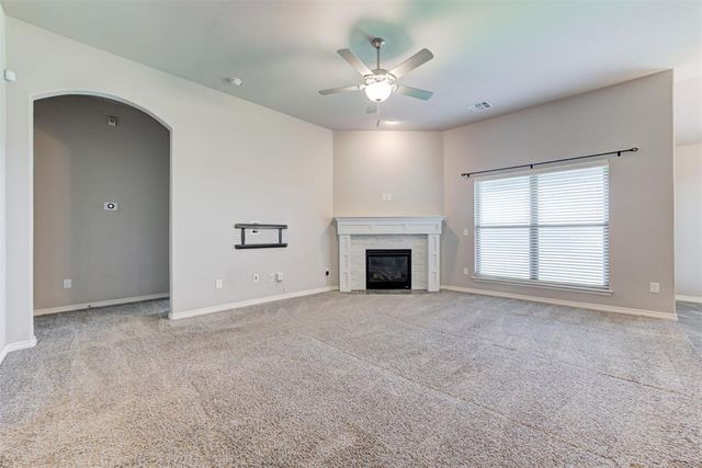 9113 Yassir Boulevard, Yukon, OK 73099