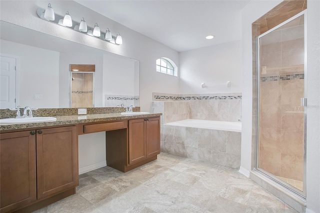 2021 HORSE CREEK LANE, Haines City, FL 33844