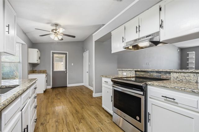 6601 Hughes Drive, Watauga, TX 76148