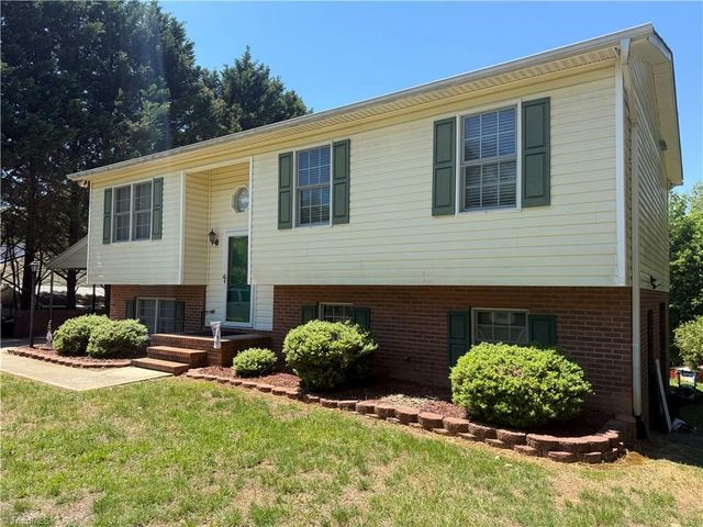 273 Woodbridge Drive, Mount Airy, NC 27030