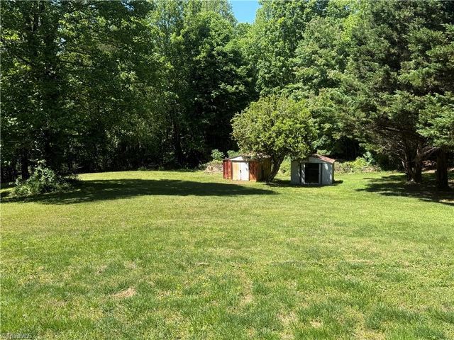 273 Woodbridge Drive, Mount Airy, NC 27030