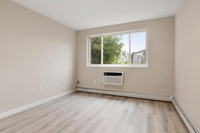 6 Norumbega Terrace 8, Waltham, MA 02453
