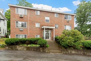 6 Norumbega Terrace 8, Waltham, MA 02453