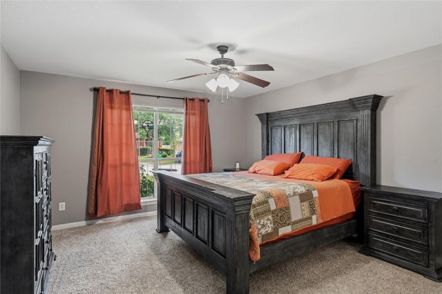 5127 Chase Park Circle, Bacliff, TX 77518