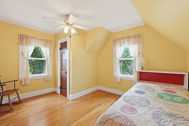 111 Gay St, Norwood, MA 02062