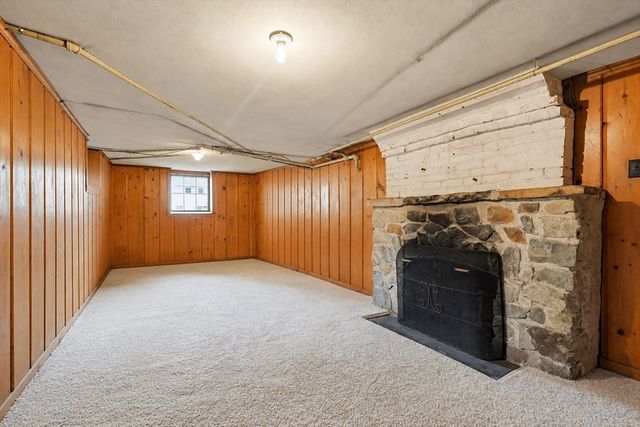 111 Gay St, Norwood, MA 02062