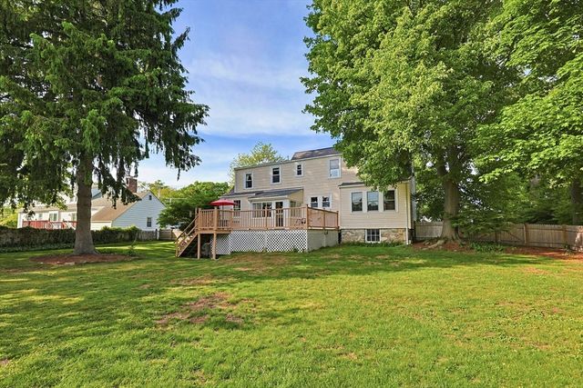 111 Gay St, Norwood, MA 02062