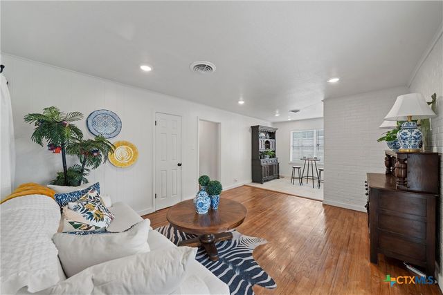 1905 S 51st Street, Temple, TX 76504