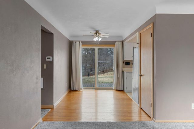 807 Rose Place, Roseville, MN 55113