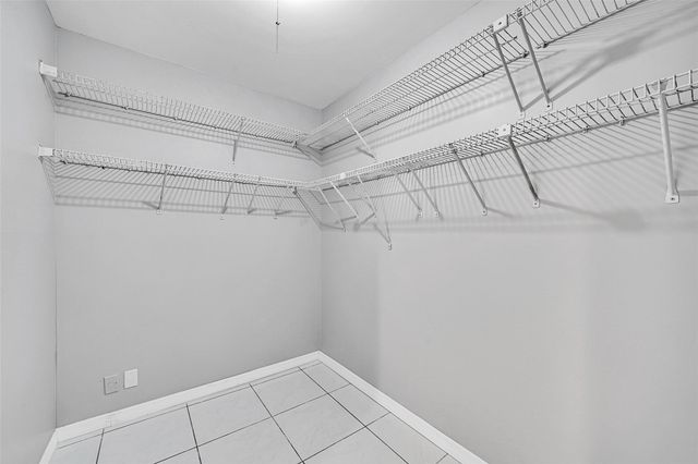 1713 Whitehall Drive 103, Davie, FL 33324