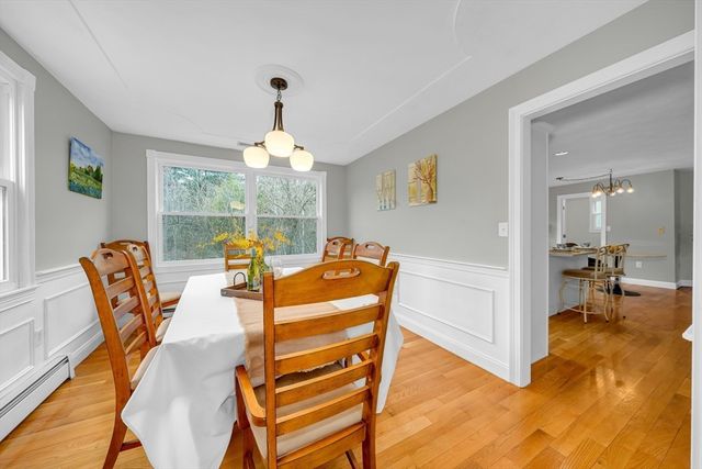 10 Stonehedge Dr, Wilmington, MA 01887